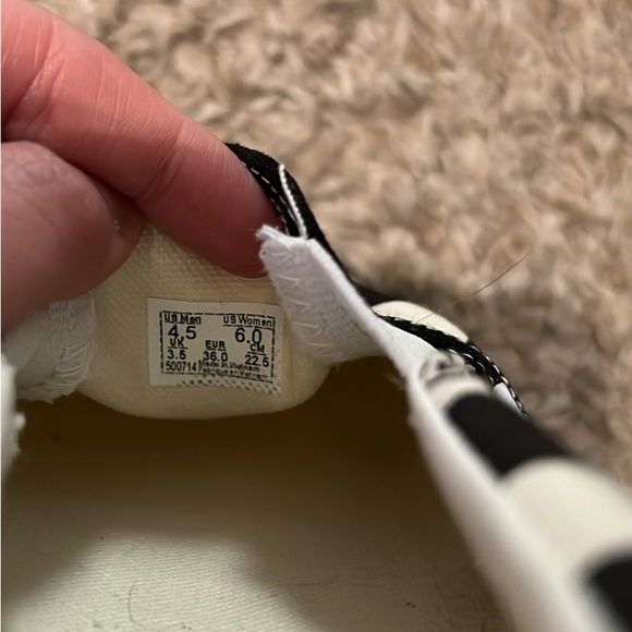 Platform Vans - Picture 2 of 2